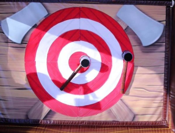 Lumberjack Axe Throwing - Image 4