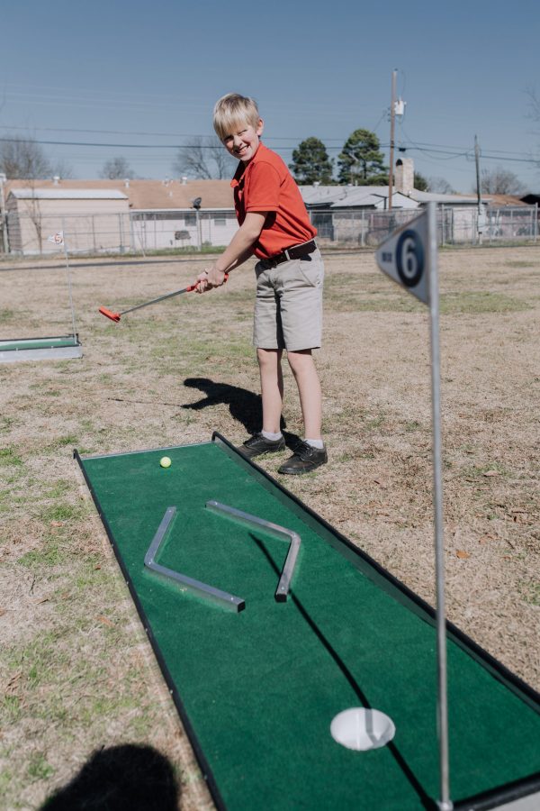 9 Hole Miniature Golf - Image 5
